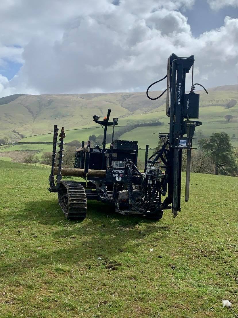 Protech Track Machine Evo Compact – GLS Fencing