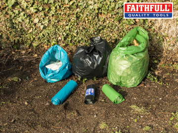 Blue Heavy-Duty Rubble Sacks (Roll 10)